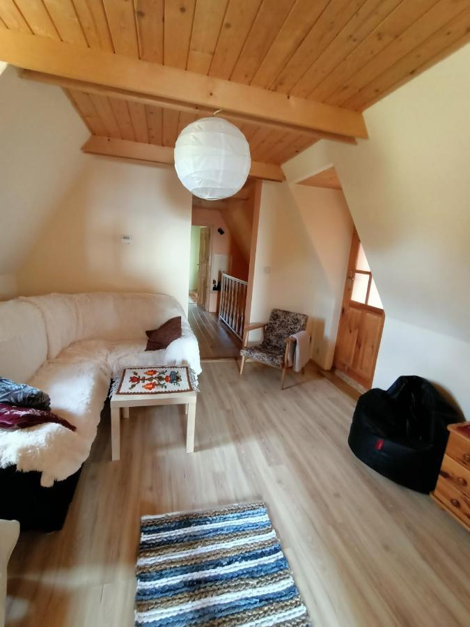Ludwikowka Pod Luboniem, Stu-Letni Domek W Gorach Naprawa Kültér fotó